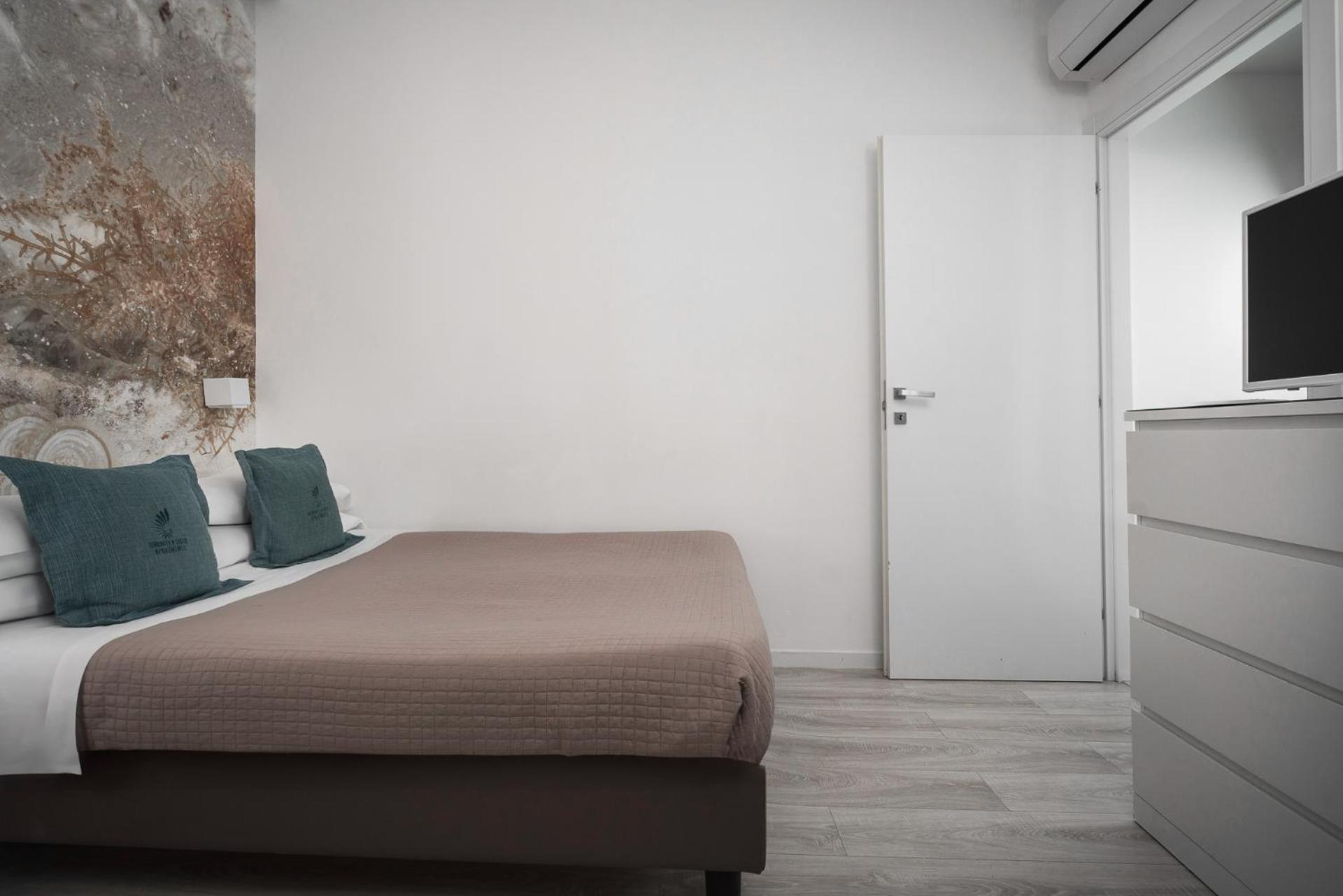 Rivabella Suite Apartments Римини Экстерьер фото