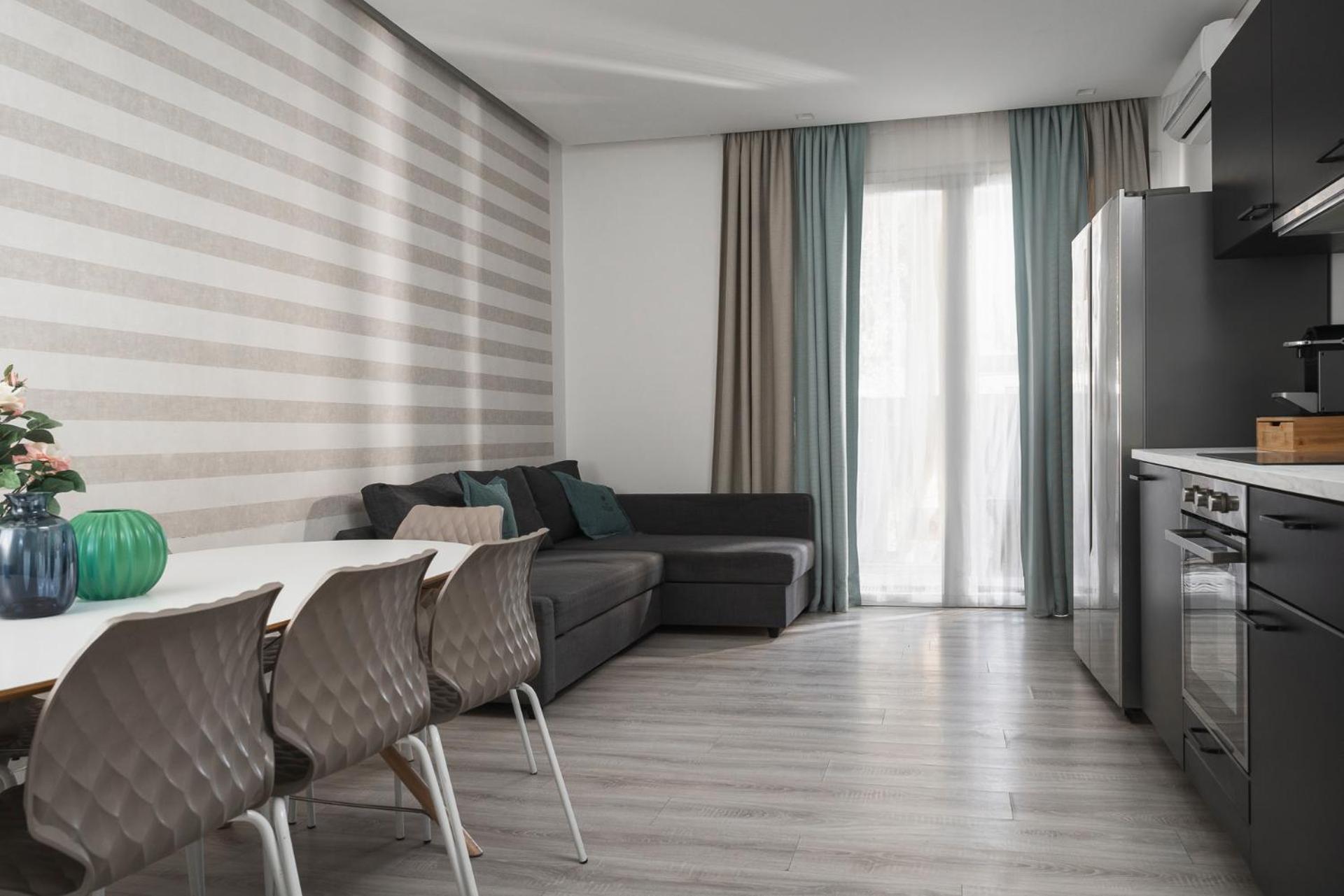 Rivabella Suite Apartments Римини Экстерьер фото