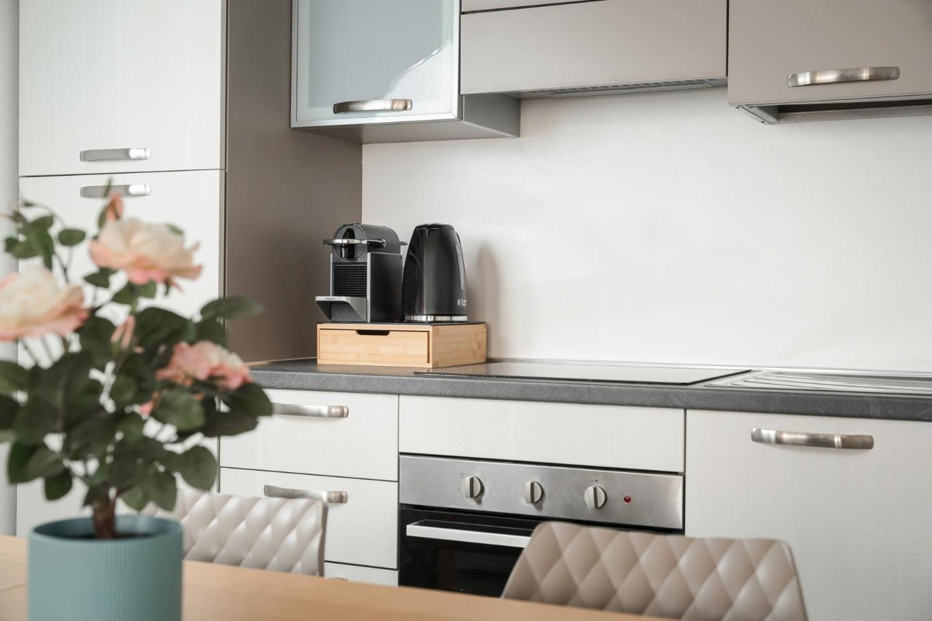 Rivabella Suite Apartments Римини Экстерьер фото