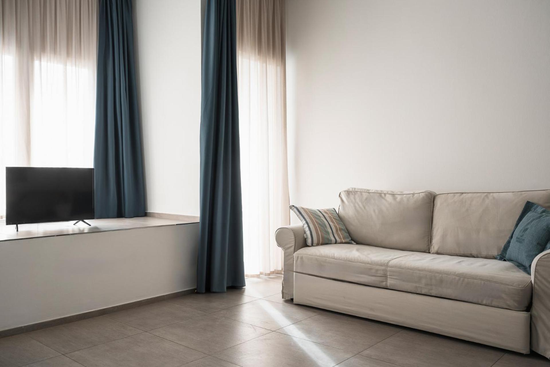 Rivabella Suite Apartments Римини Экстерьер фото